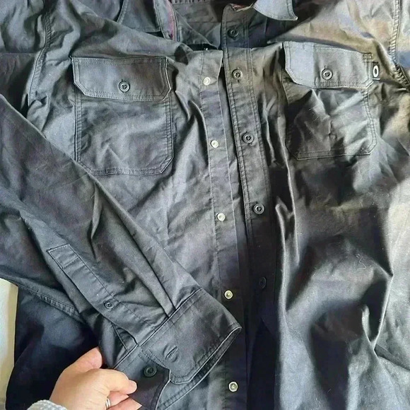 Oakley - Picture 5 of 5